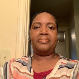 Meet your Posher, Felicia